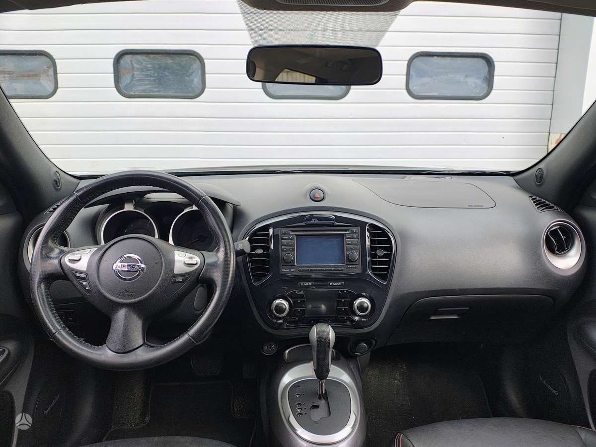 Nissan Juke, 1.6 l., Хэтчбек