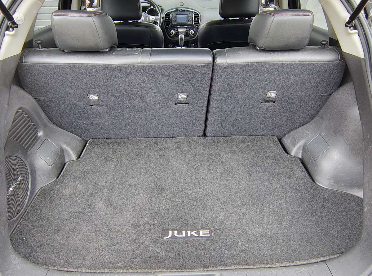 Nissan Juke, 1.6 l., Хэтчбек