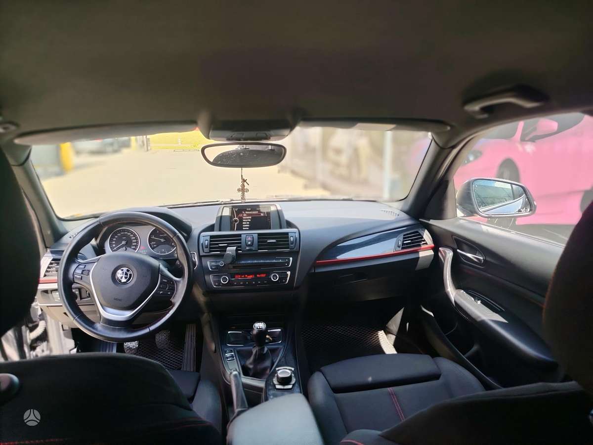 BMW 120, 2.0 l., Хэтчбек