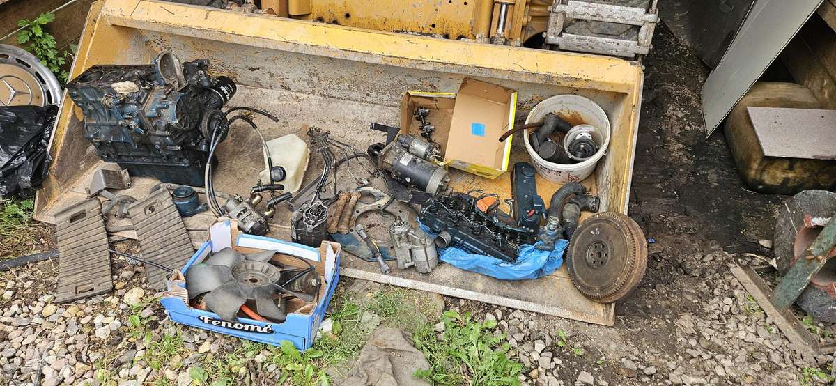Kubota KK-71, landscaping equipment