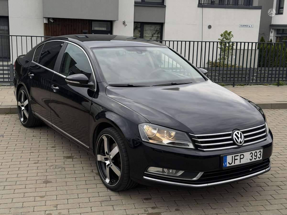 Volkswagen Passat - 4