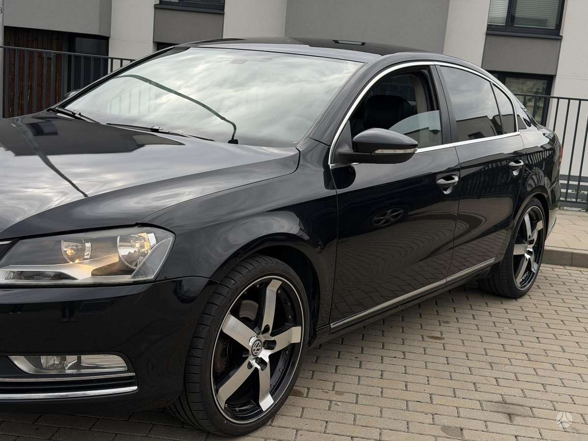 Volkswagen Passat - 5