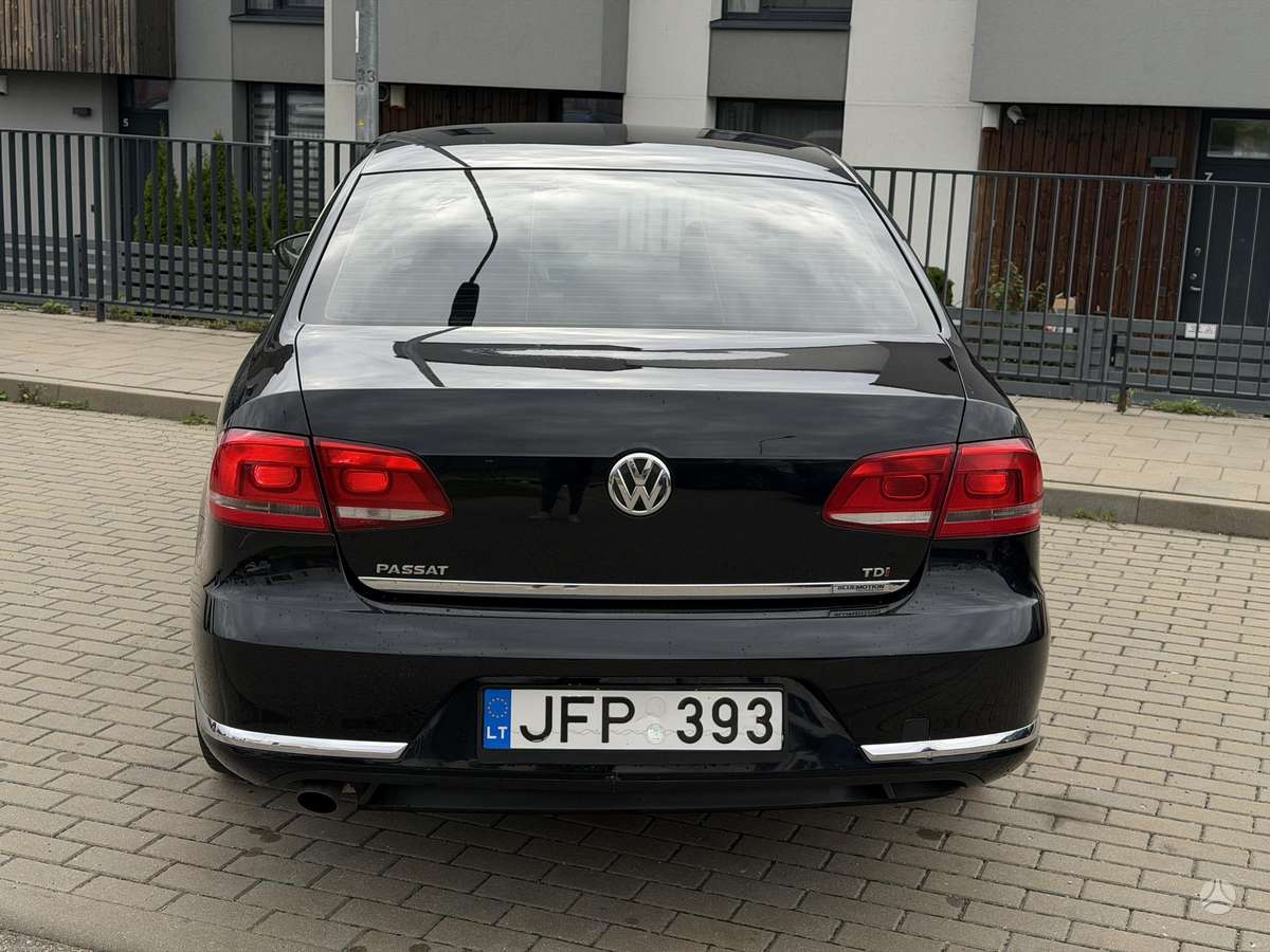 Volkswagen Passat - 10