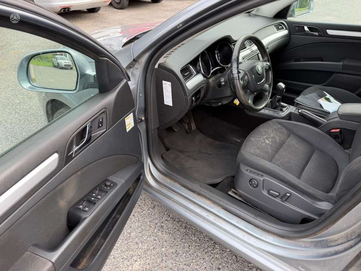Skoda Superb, 4X4, dalimis