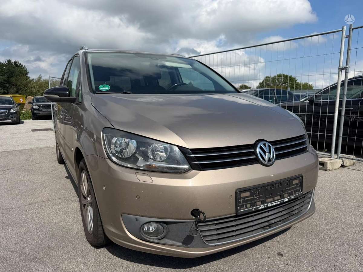 Volkswagen Touran по частям