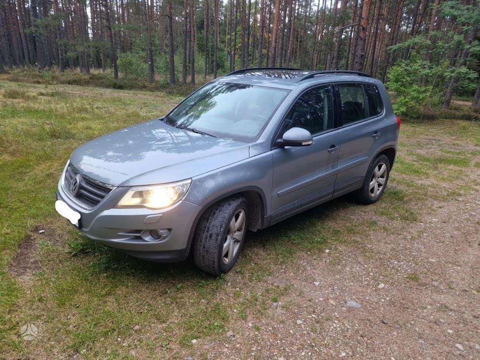 Volkswagen Tiguan - 10