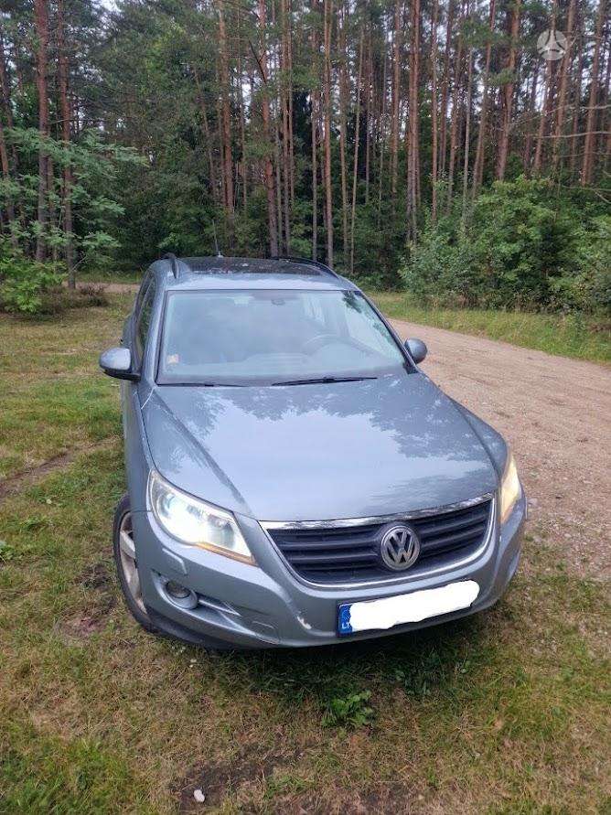 Volkswagen Tiguan - 12