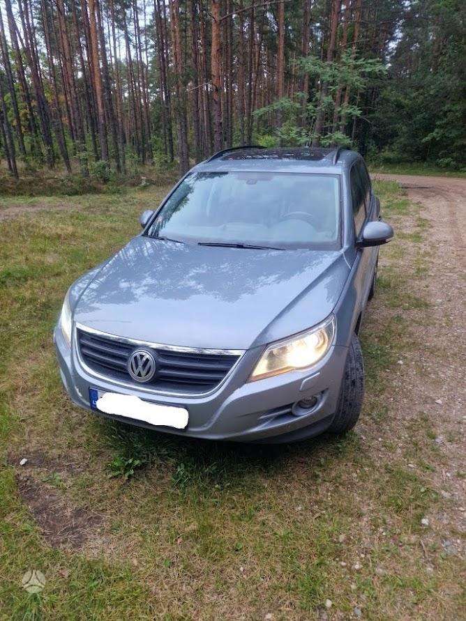 Volkswagen Tiguan - 11