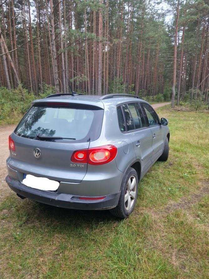 Volkswagen Tiguan - 5