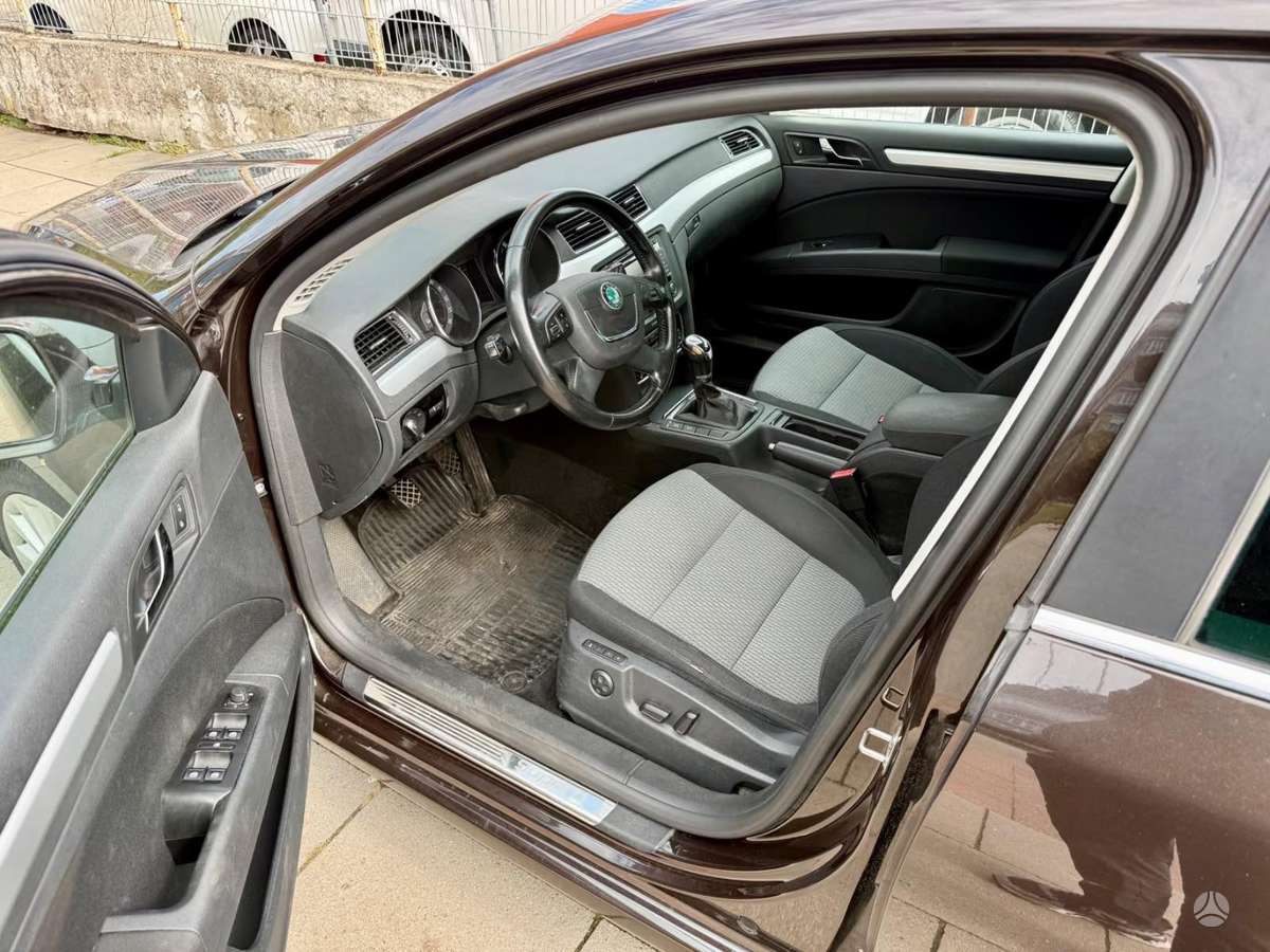 Skoda Superb for parts