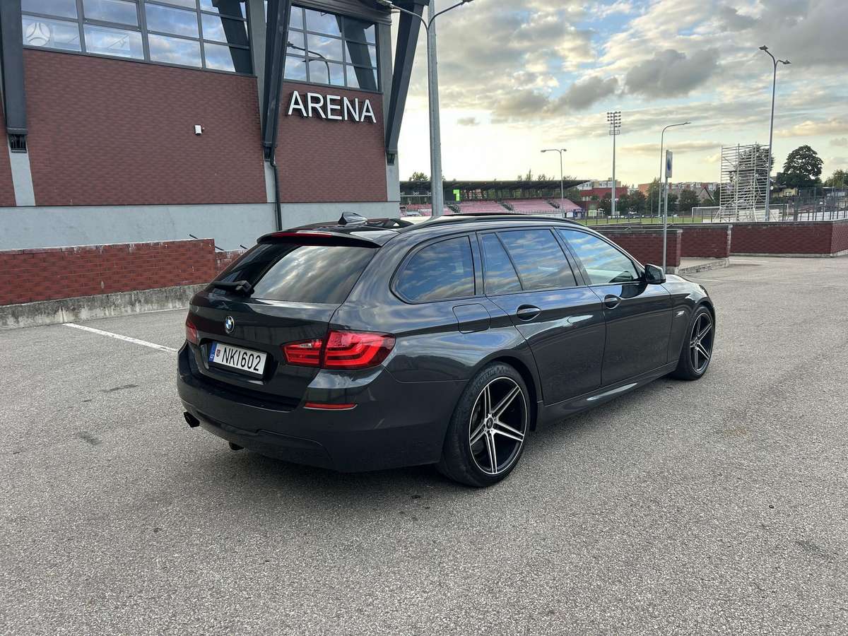 BMW 520, 2.0 l., Универсал