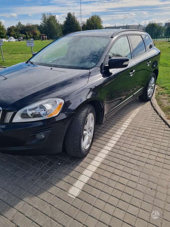 Volvo XC60 - 2