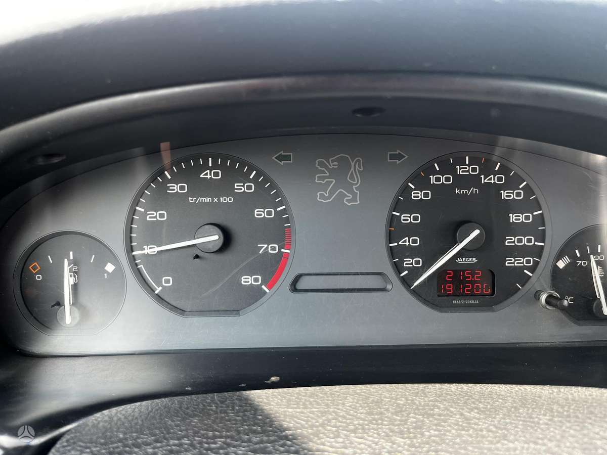 Peugeot 406 - 6