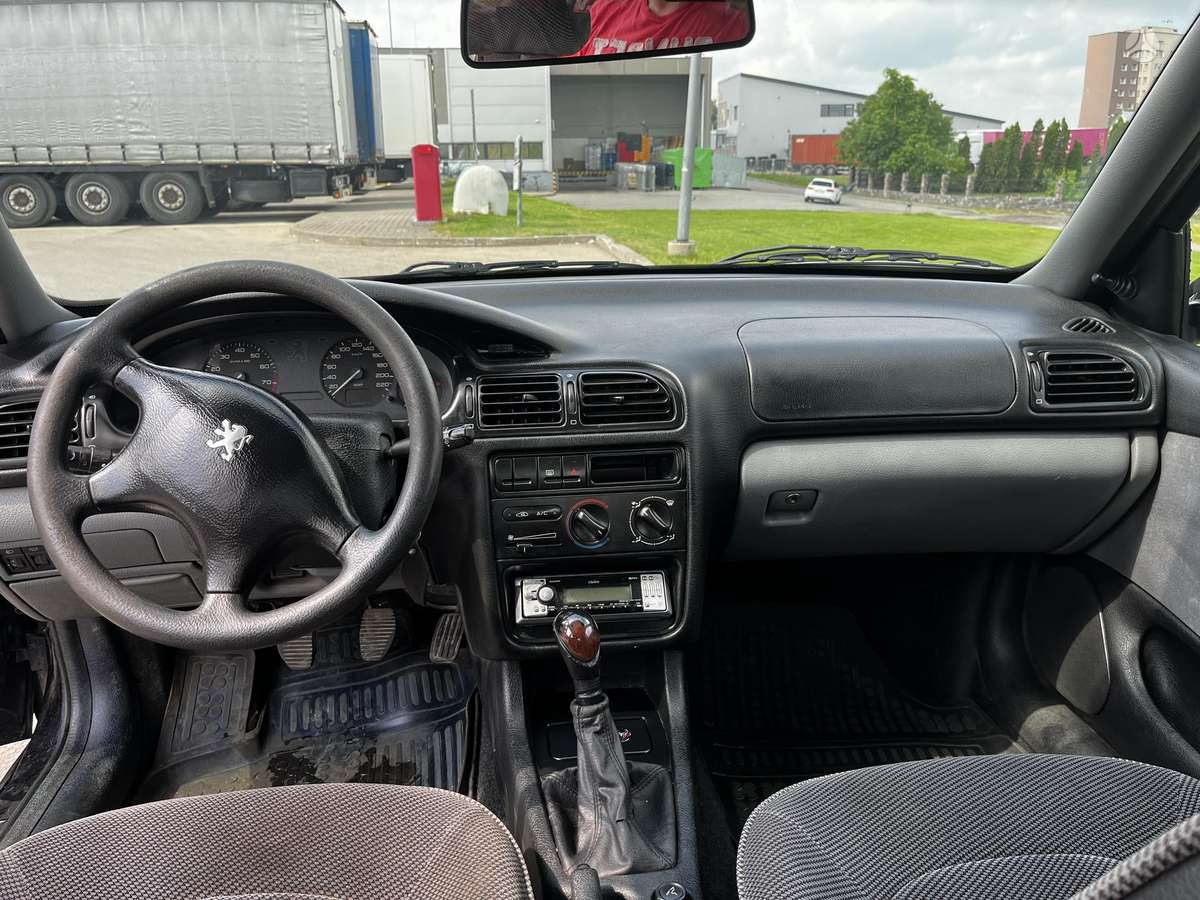 Peugeot 406 - 7