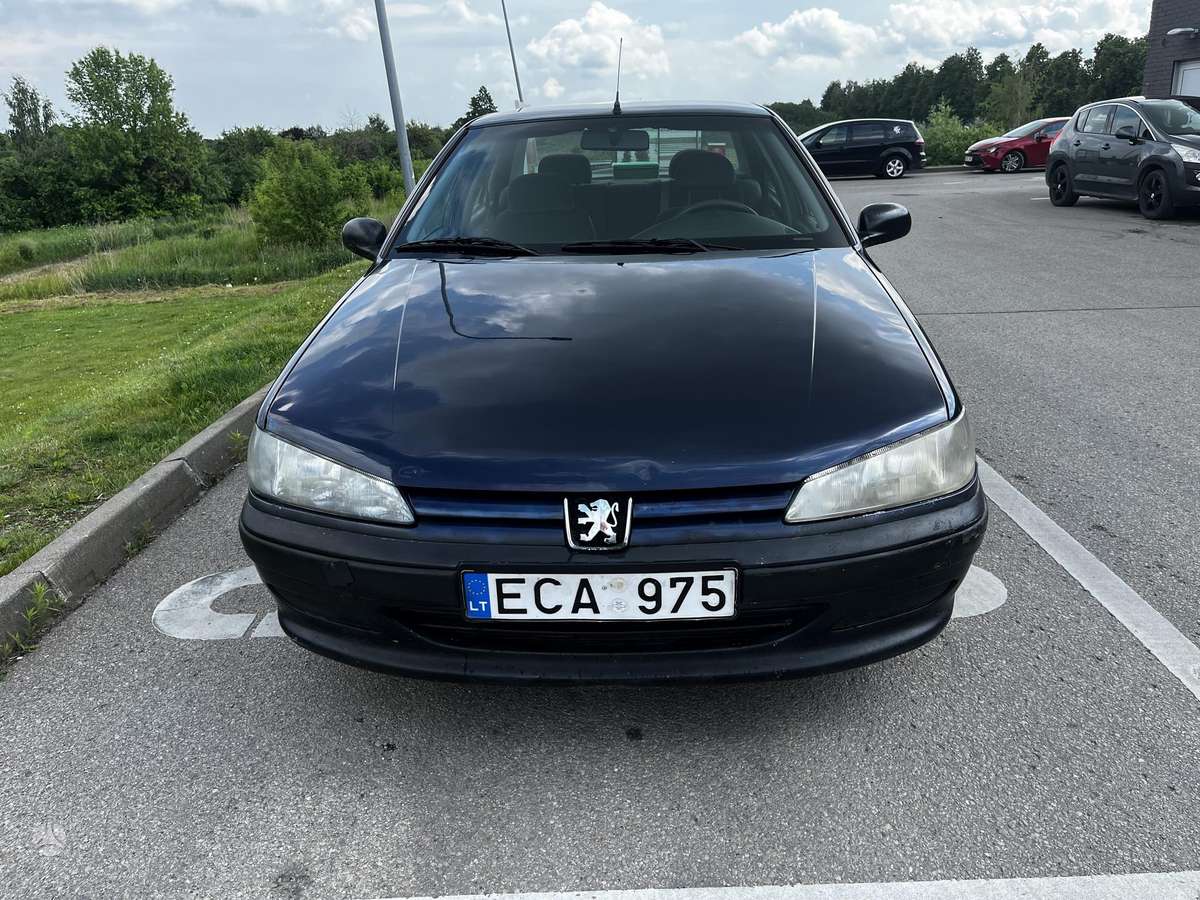 Peugeot 406 - 1