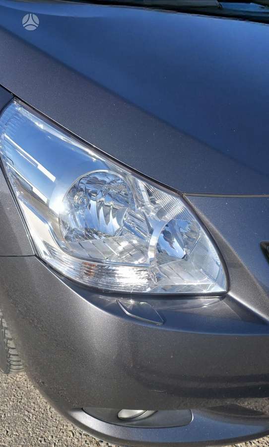 Toyota Verso, 2.0 l., hatchback