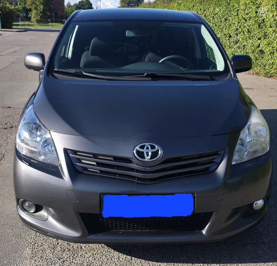 Toyota Verso - 3