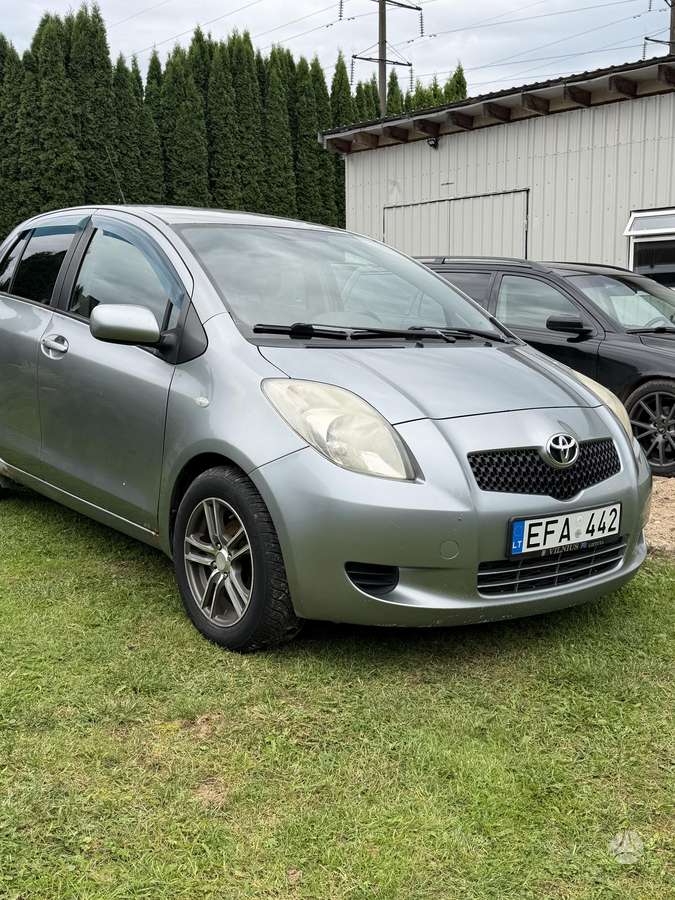 Toyota Yaris - 3