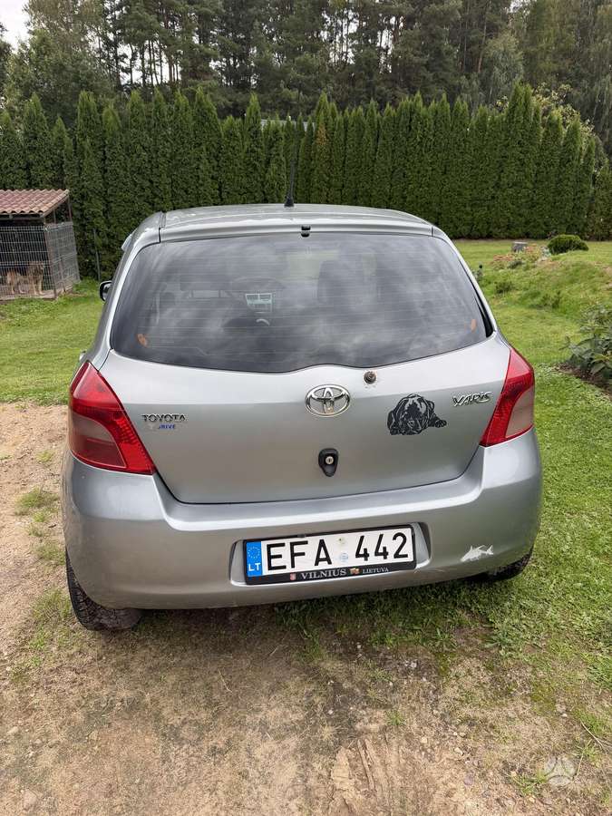 Toyota Yaris - 5