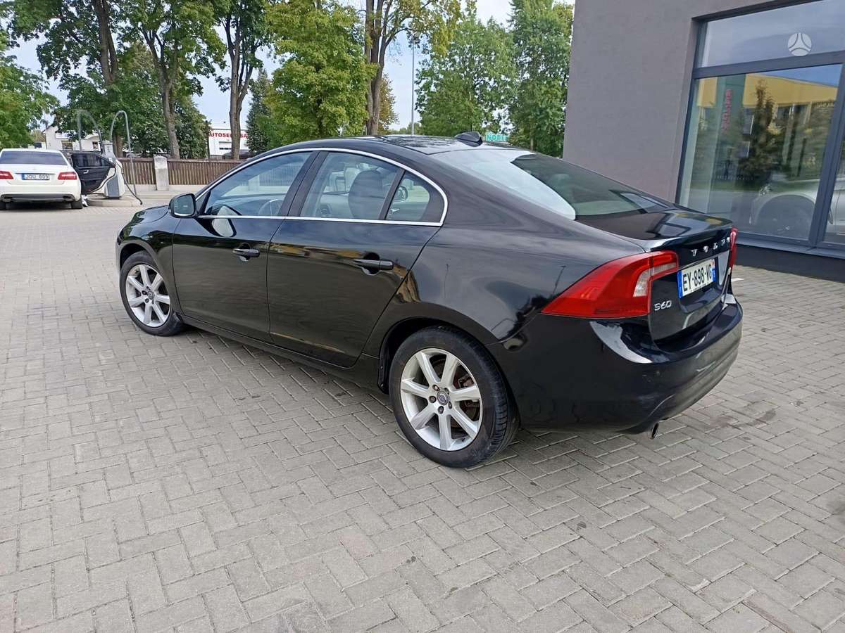 Volvo S60 - 5