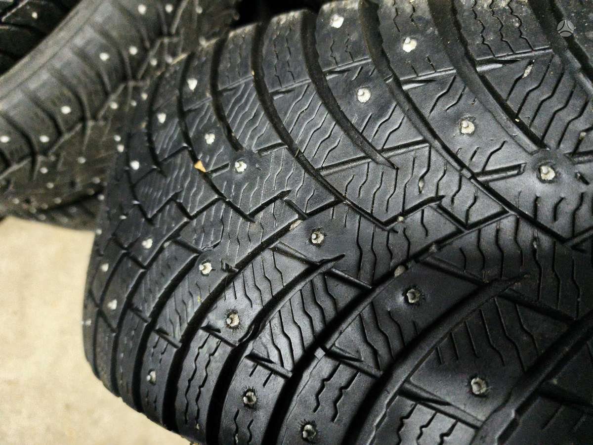 Pirelli SCORPION ICE ZERO, зимние 235/55 R19