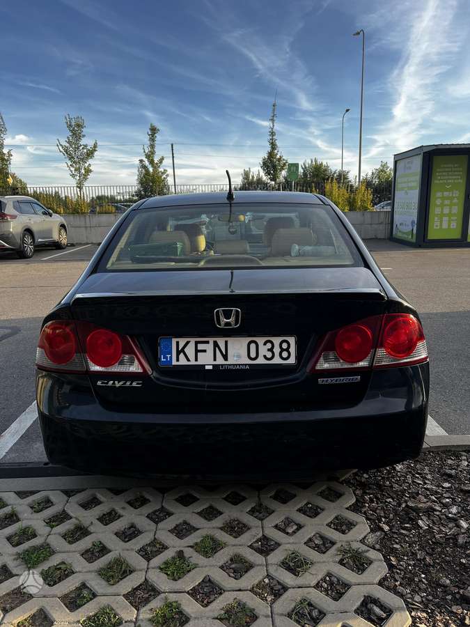 Honda Civic - 4