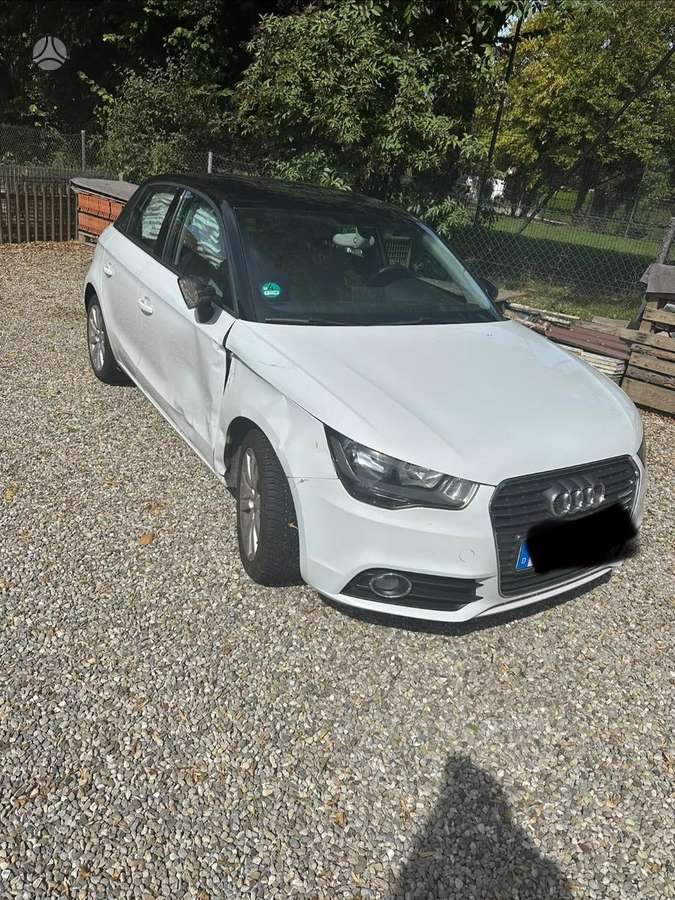 Audi A1 dalimis