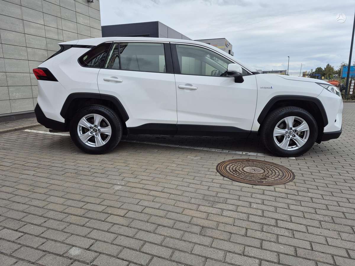 Toyota RAV4 - 5