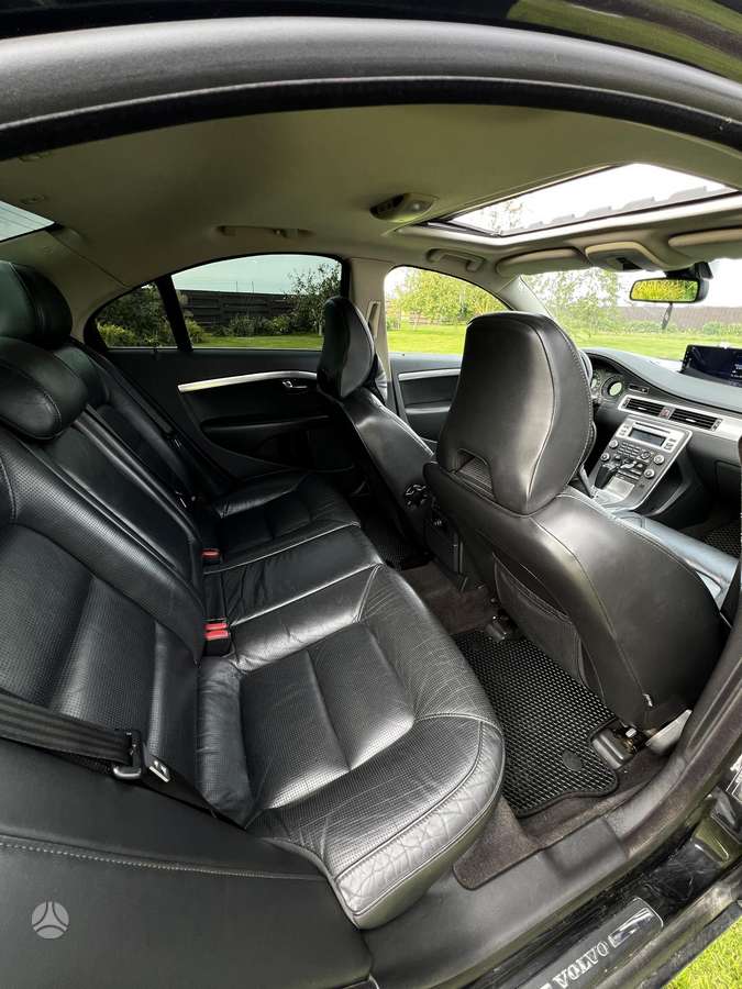 Volvo S80 - 11