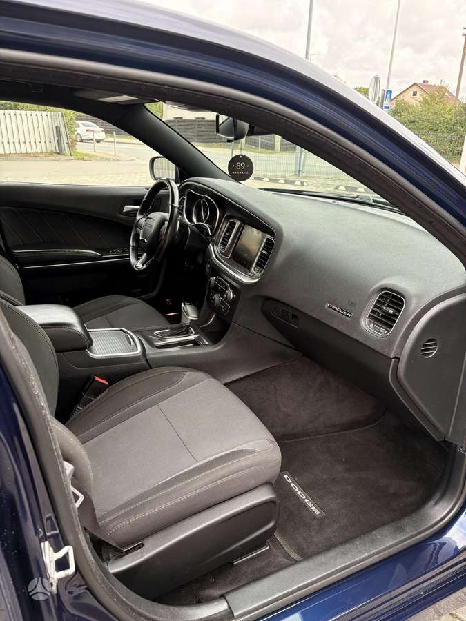 Dodge Charger, 3.6 l., Седан