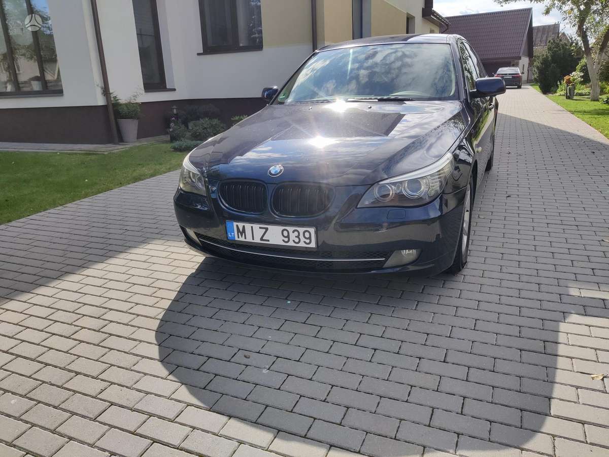 BMW 525, 3.0 l., Седан