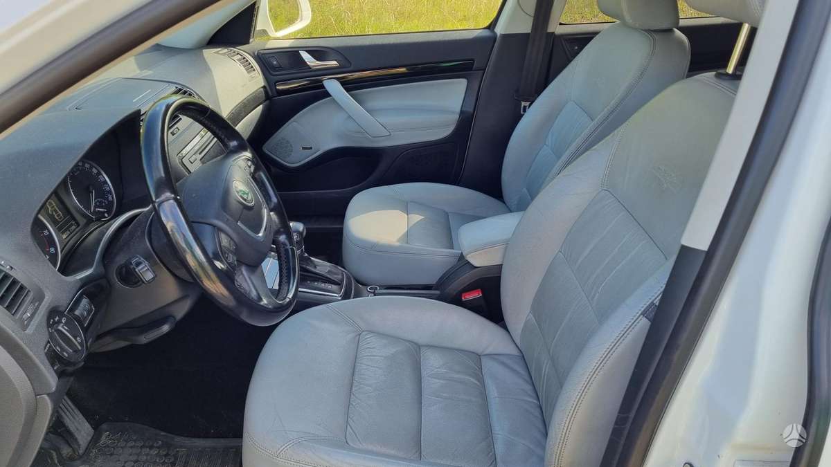 Škoda Octavia - 8