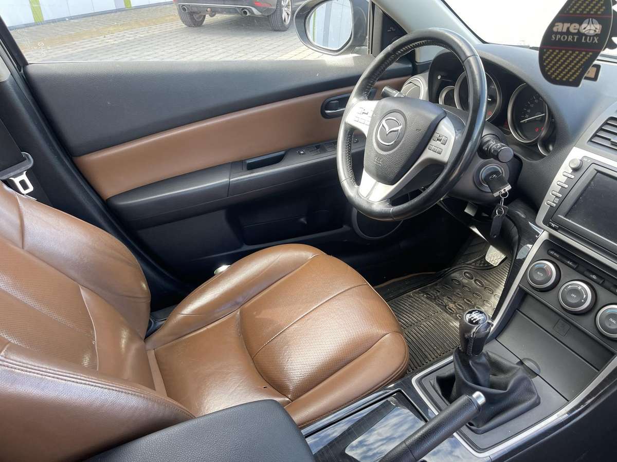 Mazda 6, 2.0 l., Универсал