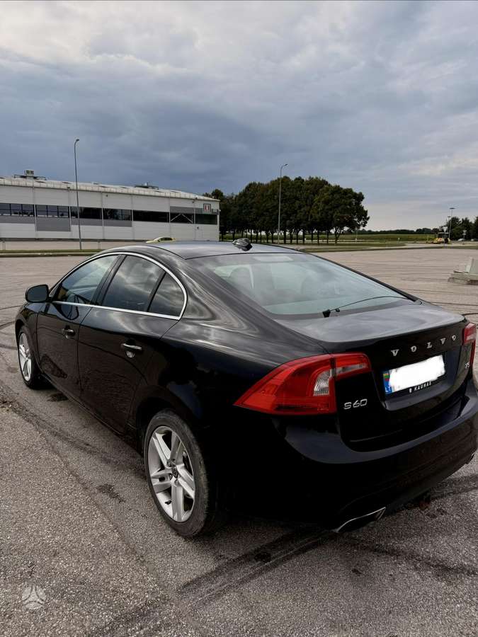 Volvo S60, 2.0 l., Седан