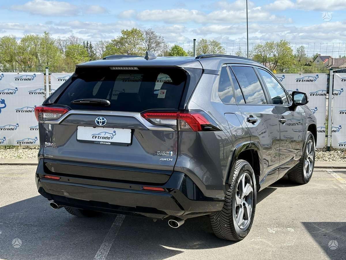 Toyota RAV4 - 2