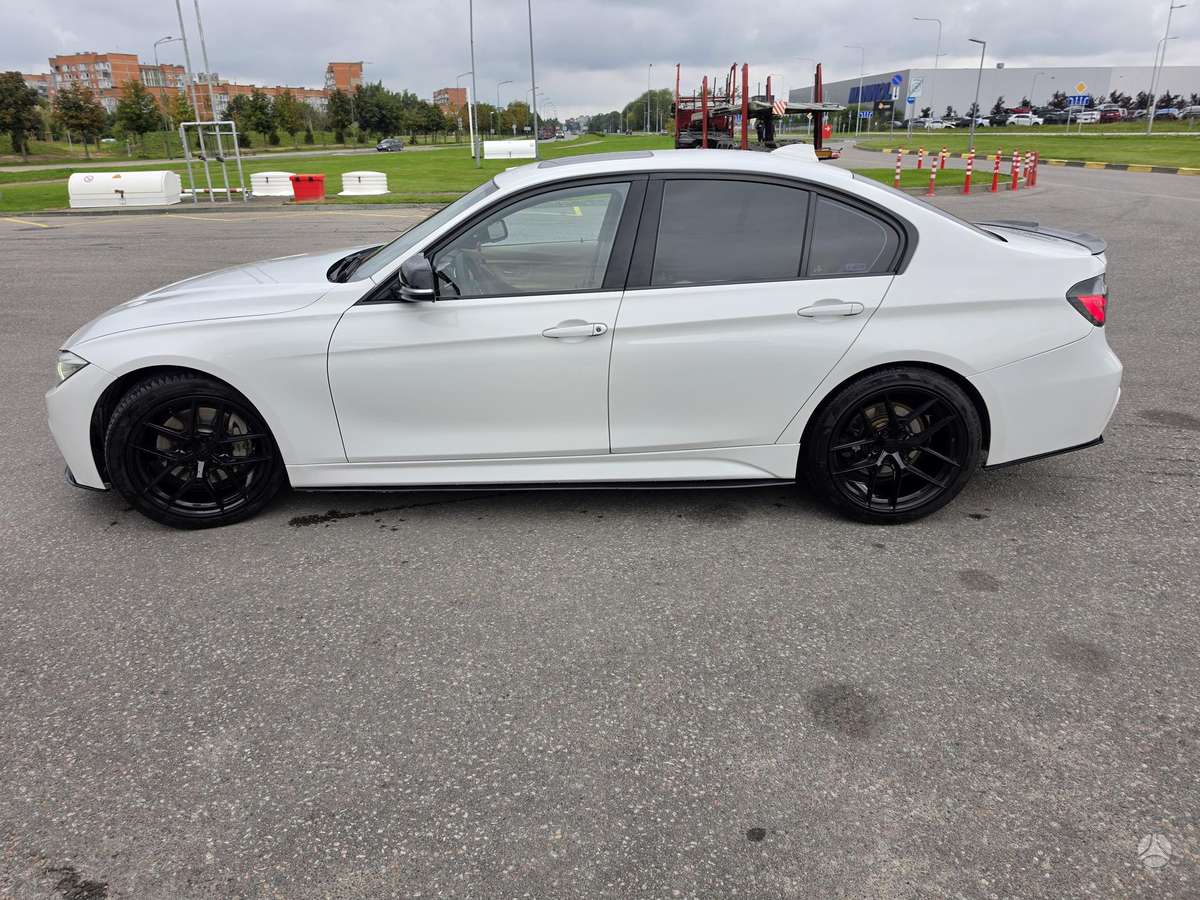 BMW 328, 2.0 l., Седан