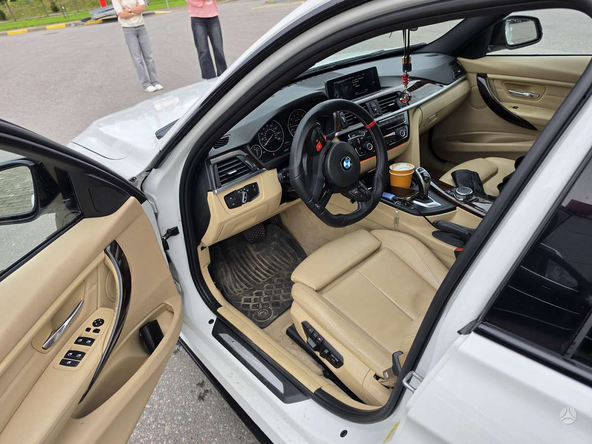 BMW 328, 2.0 l., Седан