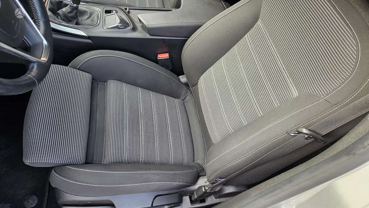Opel Insignia, 2.0 l., universalas
