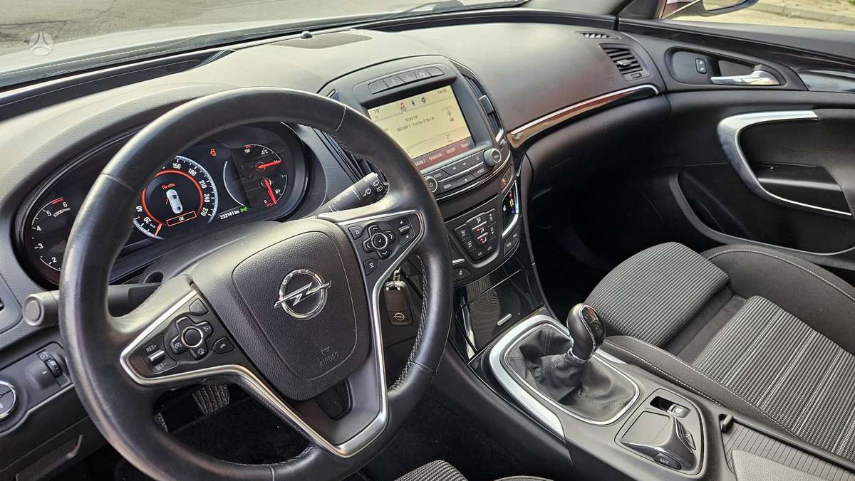 Opel Insignia, 2.0 l., Универсал