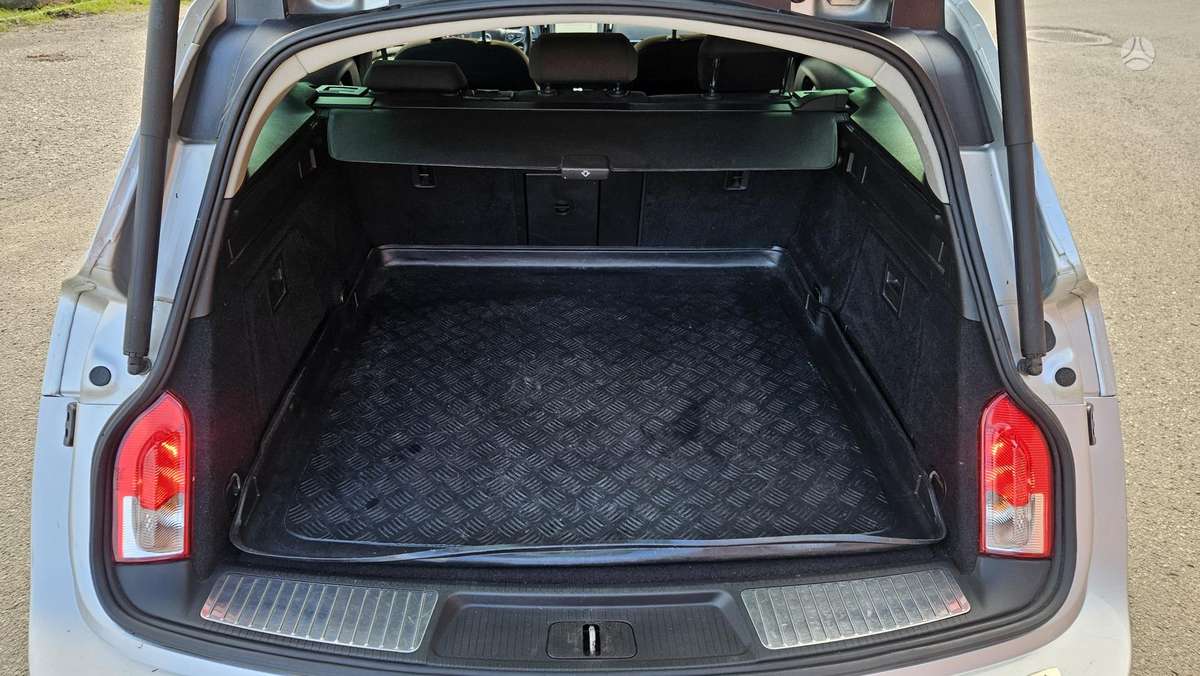 Opel Insignia, 2.0 l., Универсал