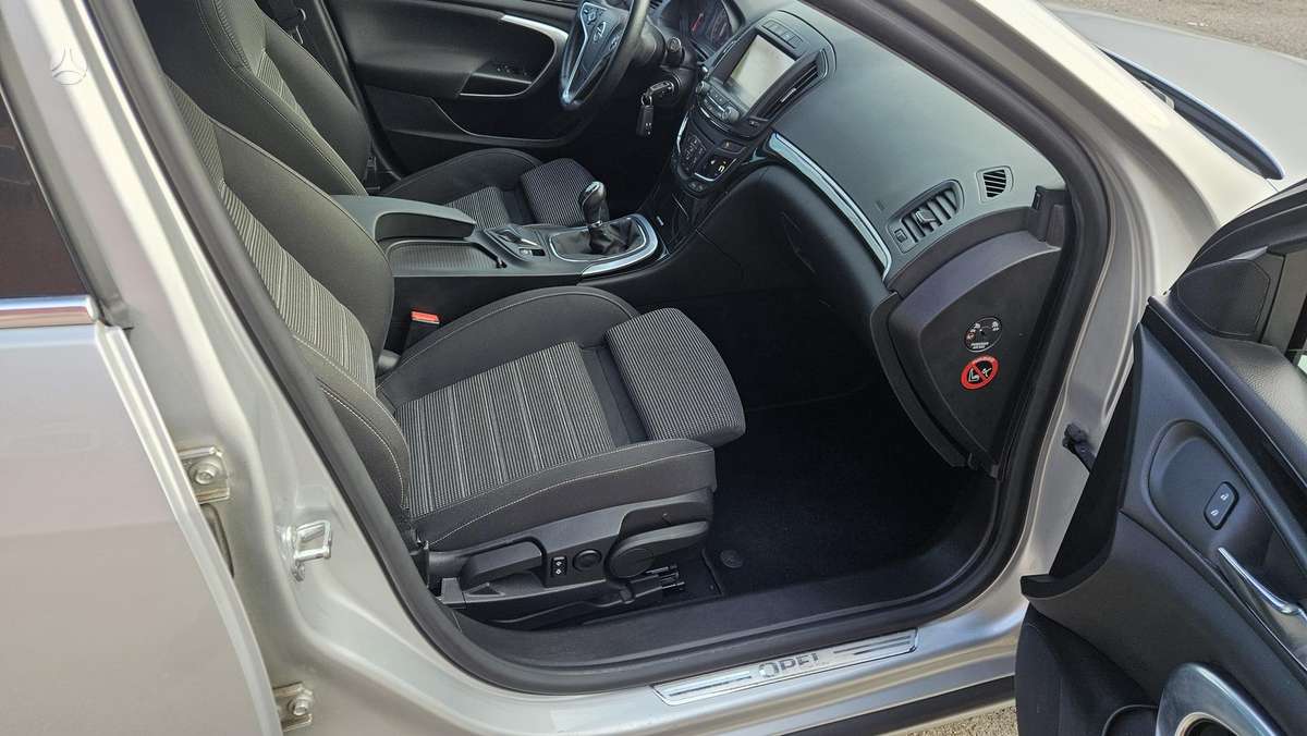 Opel Insignia, 2.0 l., Универсал