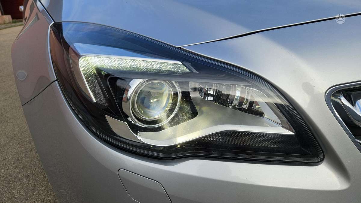 Opel Insignia, 2.0 l., Универсал