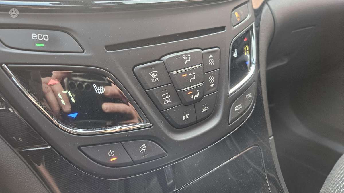 Opel Insignia, 2.0 l., universalas