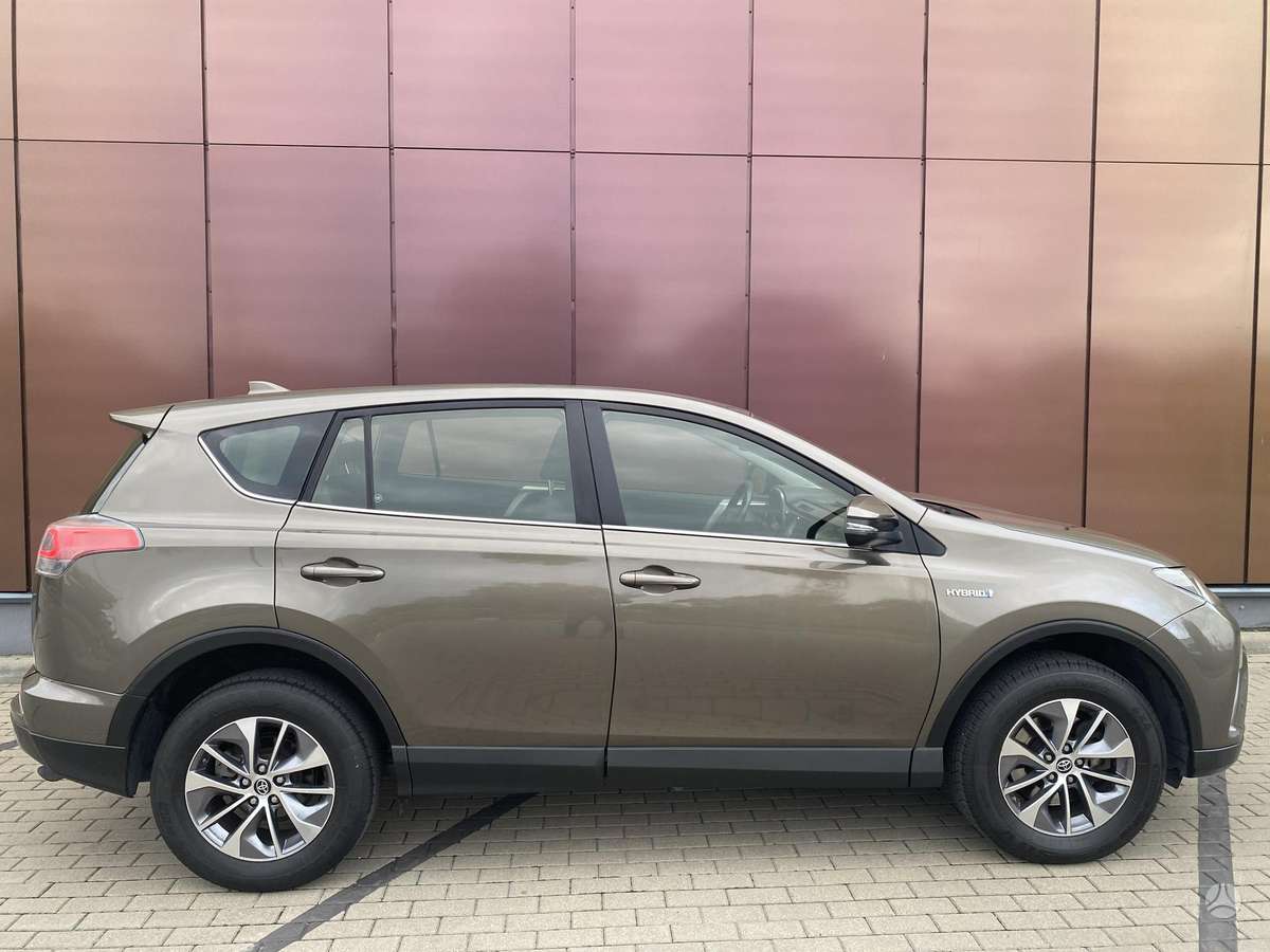 Toyota RAV4 - 2