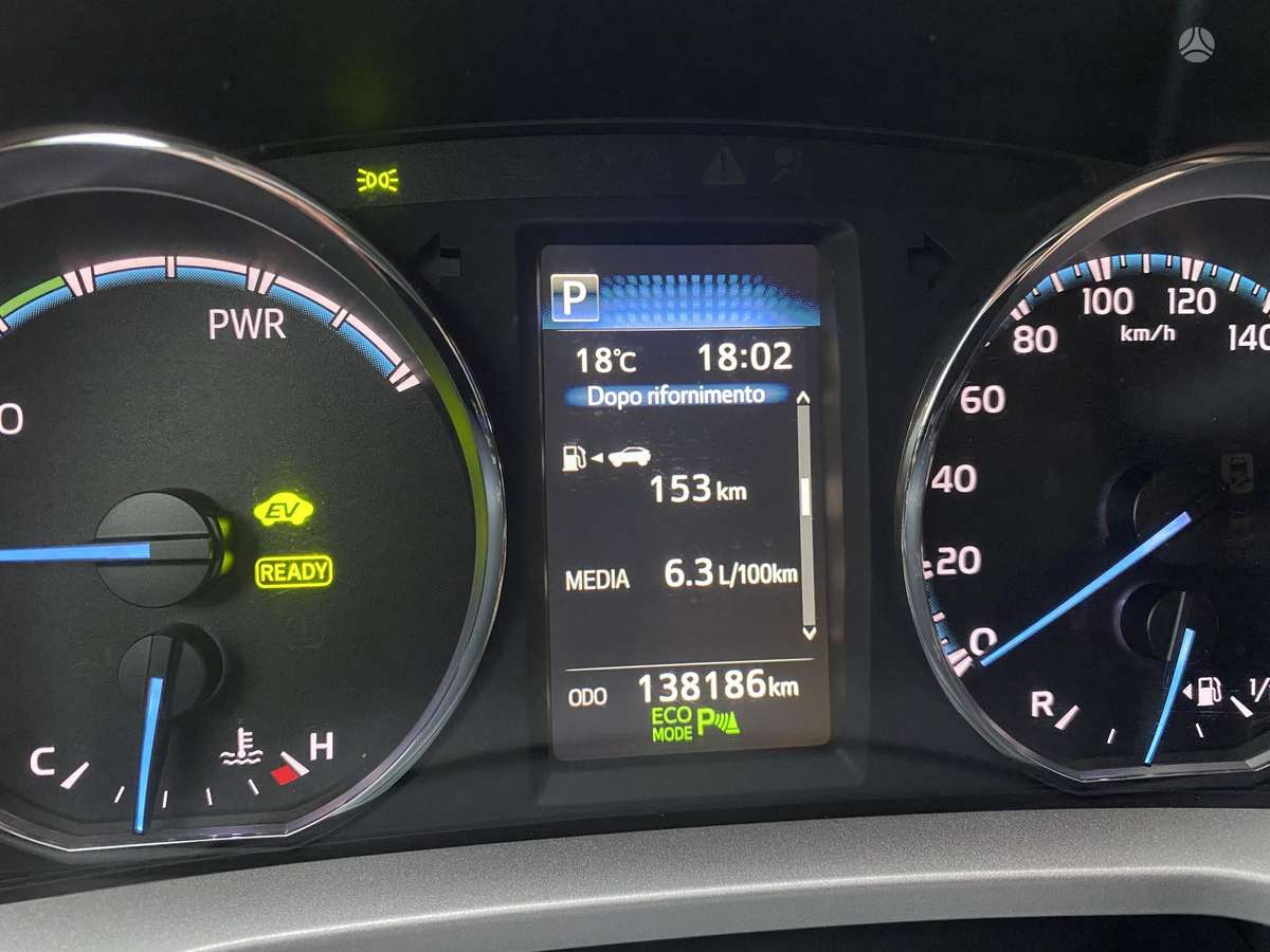 Toyota RAV4 - 12