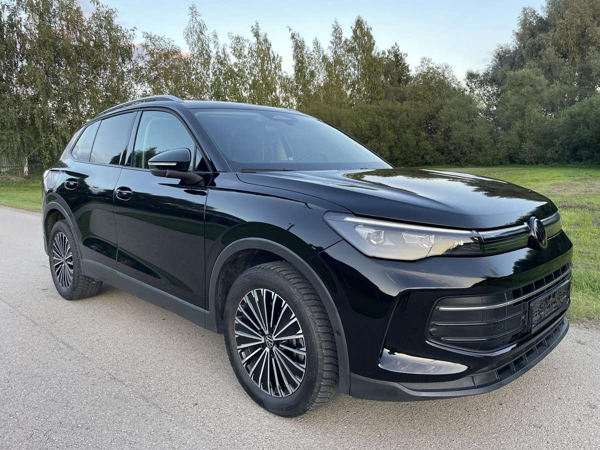 Volkswagen Tiguan - 2