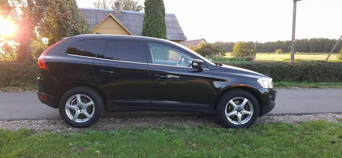 Volvo XC60 - 8