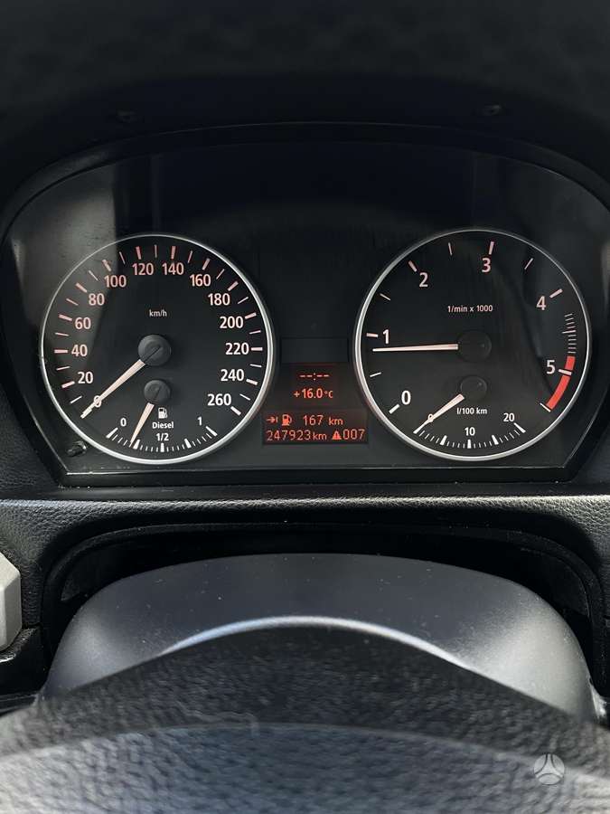 BMW 318 - 8