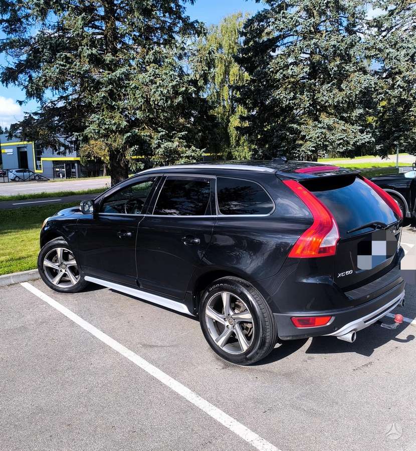 Volvo XC60 - 2