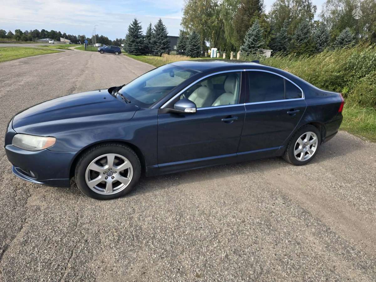 Volvo S80, 2.4 l., Седан